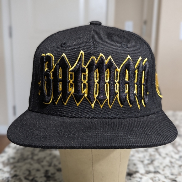 Batman Snapback Hat - Picture 1 of 5